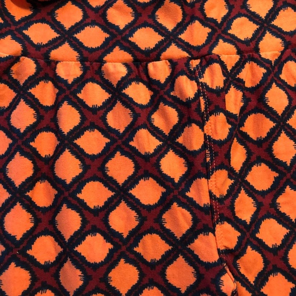 🔹 4 for $30 Lularoe OS Leggings - Picture 2 of 3